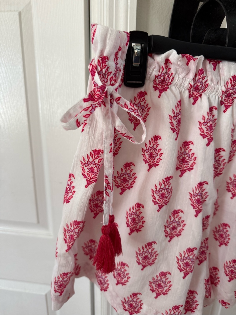 Roller Rabbit White High-Waist Shorts with Pink Floral Print and Tassels - Picture 2 of 7